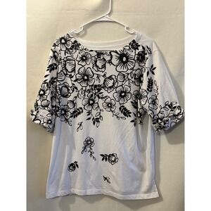 CW Classics Womens XL White Black Floral Graphic Tee Short Sleeve Boat Neck Top